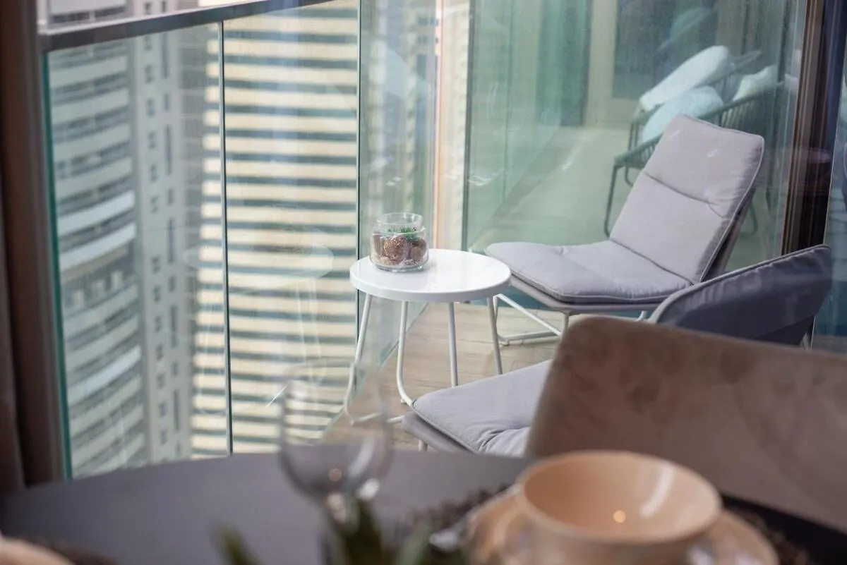 Cozy Studio Apartment Perfect For 4 In Dubai Marina