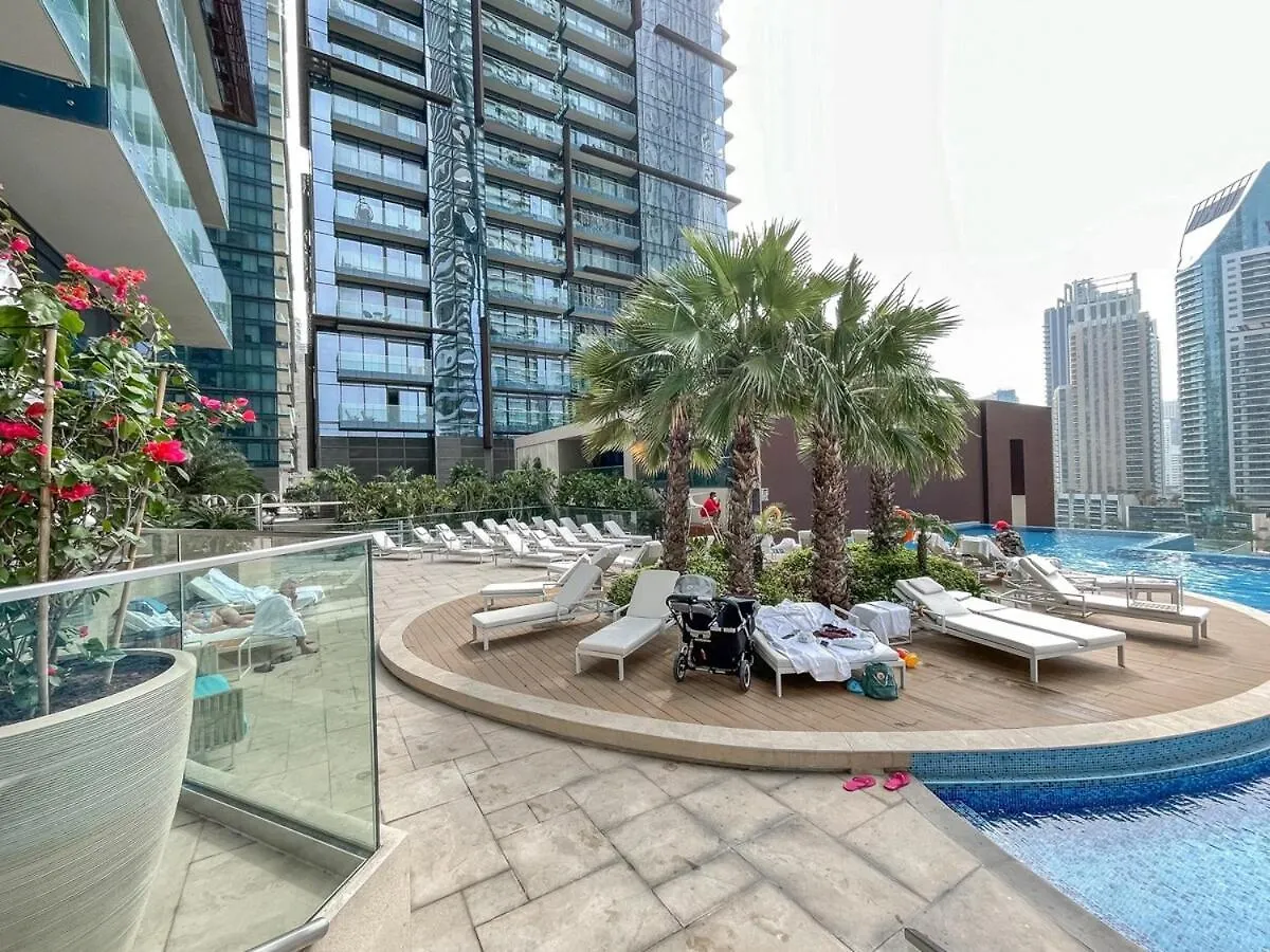 Cozy Studio Apartment Perfect For 4 In Dubai Marina