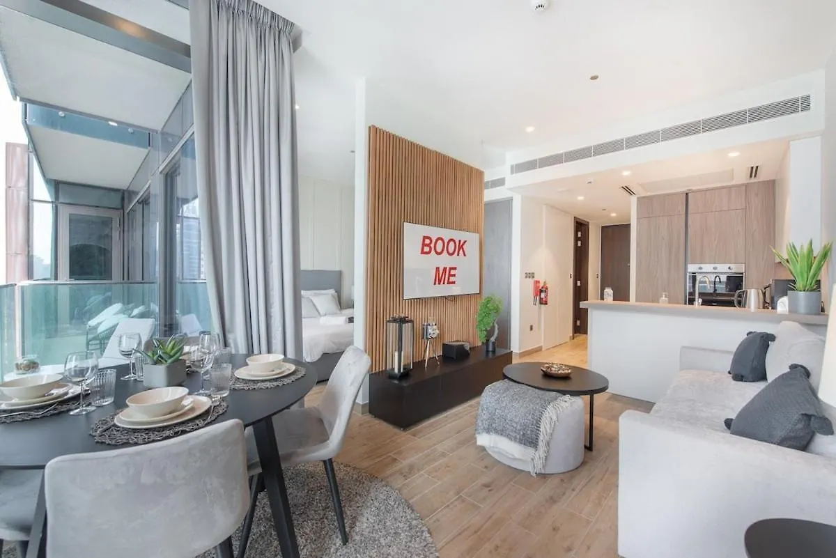 Cozy Studio Apartment Perfect For 4 In Dubai Marina 0*,