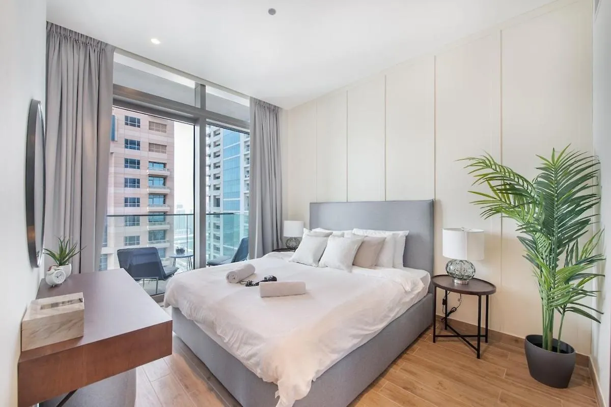 Cozy Studio Apartment Perfect For 4 In Dubai Marina