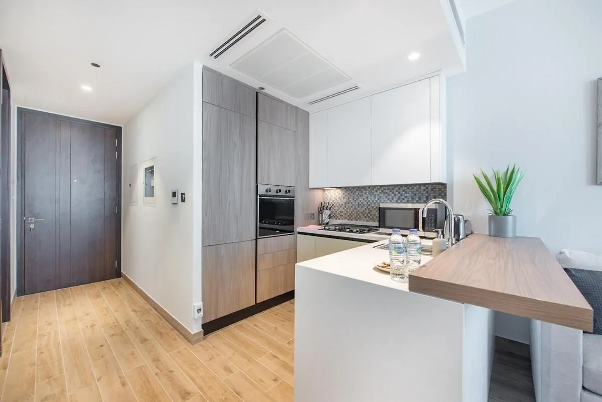 Cozy Studio Apartment Perfect For 4 In Dubai Marina Egyesült Arab Emírségek
