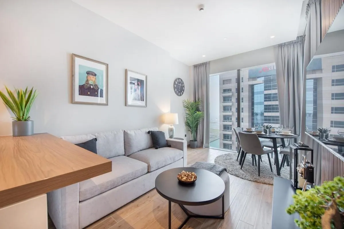 Cozy Studio Apartment Perfect For 4 In Dubai Marina